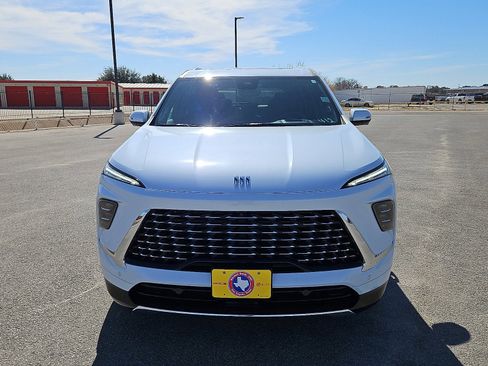 New 2026 Buick Enclave Avenir w/ Super Cruise Package image 8