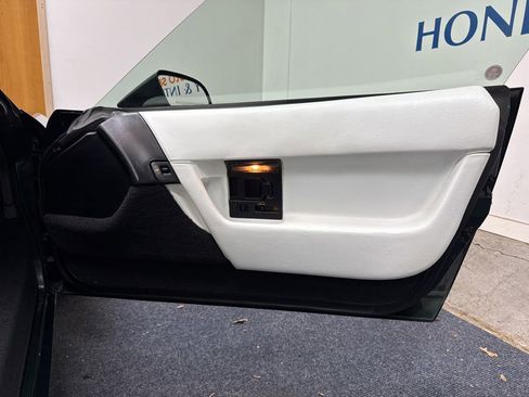 Used 1993 Chevrolet Corvette Coupe image 10