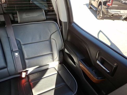 Used 2017 Chevrolet Silverado 1500 High Country image 20