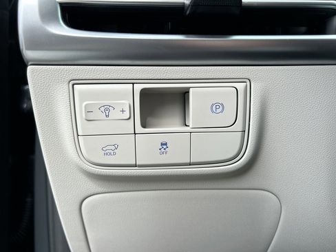 New 2026 Hyundai Tucson Limited FWD image 34