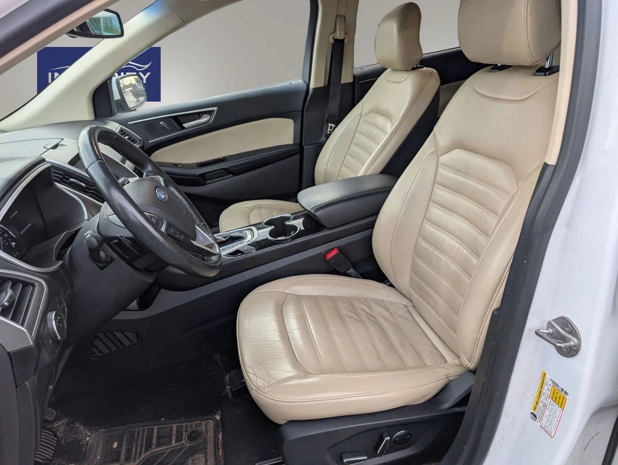 Used 2016 Ford Edge SEL w/ Equipment Group 201A AWD/4WD image 9