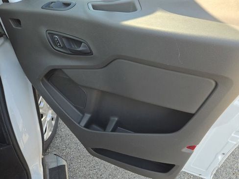 Used 2023 Ford Transit 250 Low Roof w/ Exterior Upgrade Package image 4