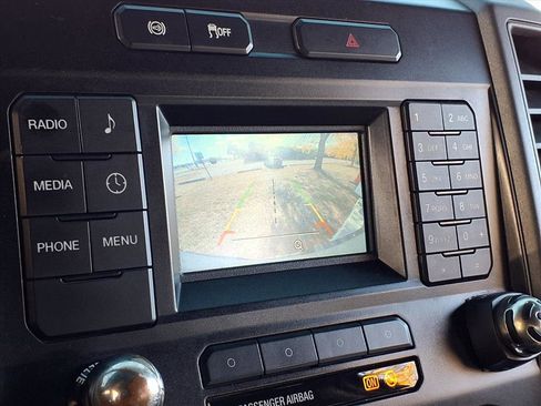 Used 2019 Ford F250 XL w/ Power Equipment Group image 6