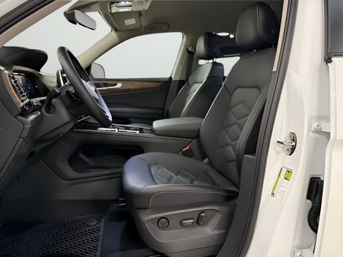 New 2026 Volkswagen Atlas SE image 18