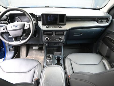 Used 2024 Ford Maverick Lariat w/ Black Appearance Package AWD/4WD image 18