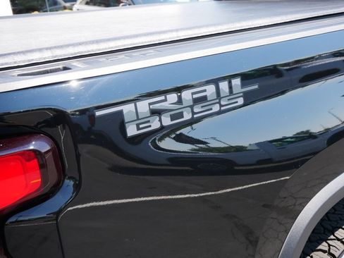 Used 2026 Chevrolet Silverado 2500 LT w/ Trail Boss Package AWD/4WD image 12