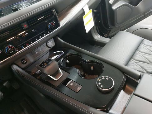 New 2026 Nissan Rogue Platinum w/ Platinum Premium Package image 25