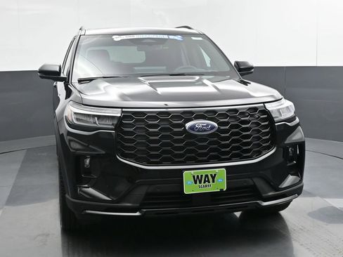 New 2025 Ford Explorer ST-Line w/ Premium Package image 9