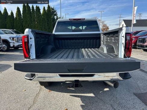New 2026 GMC Sierra 2500 SLT w/ SLT Premium Package image 6