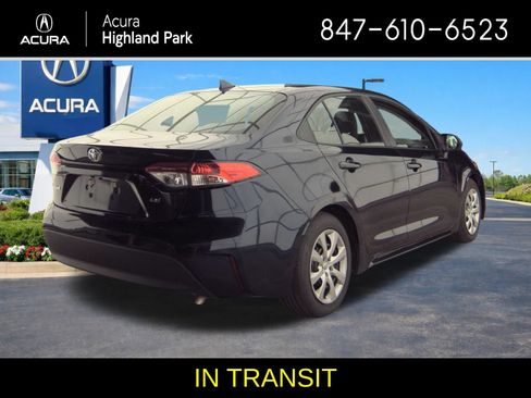 Used 2025 Toyota Corolla LE FWD image 3
