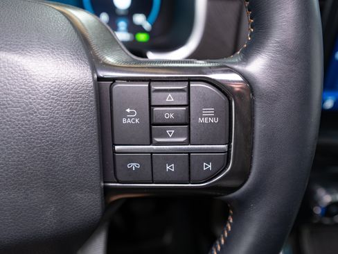 Used 2023 Ford F150 Platinum w/ FX4 Off-Road Package AWD/4WD image 35