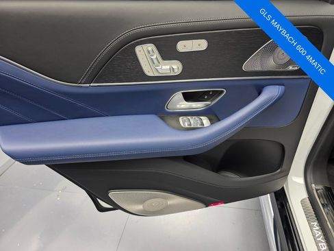 Used 2026 Mercedes-Benz Maybach GLS 600 4MATIC image 17