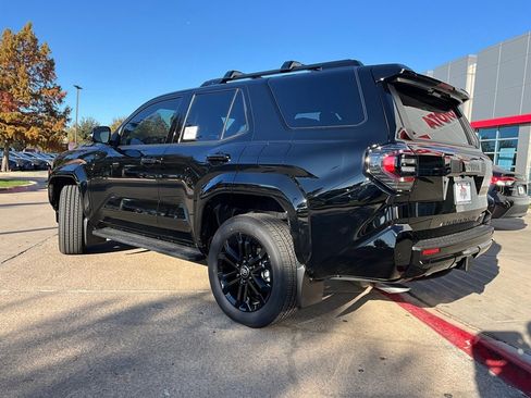 New 2025 Toyota 4Runner 4WD image 8