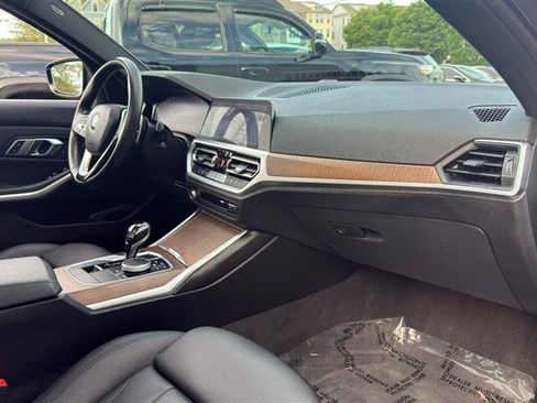 Used 2019 BMW 330i xDrive Sedan w/ Driving Assistance Package AWD/4WD image 14