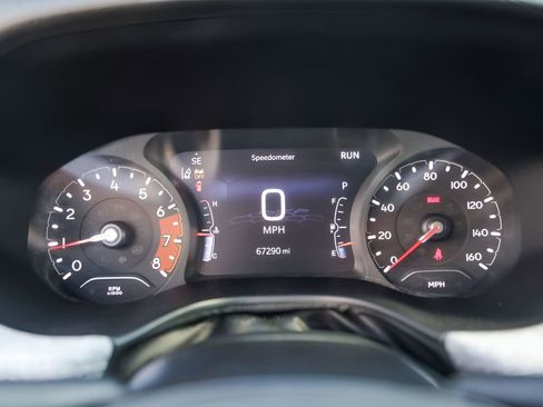 Used 2022 Jeep Compass Latitude w/ Convenience Group FWD image 11