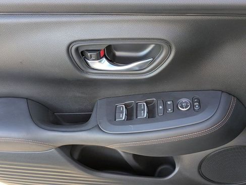 Certified 2024 Honda HR-V Sport image 5