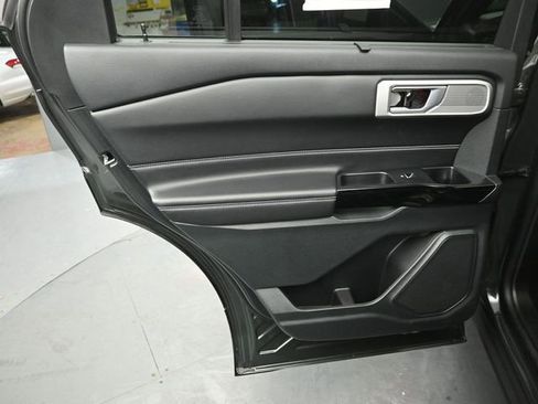 Used 2023 Ford Explorer ST w/ Equipment Group 401A image 23