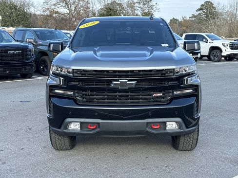 Used 2020 Chevrolet Silverado 1500 LT Trail Boss image 2