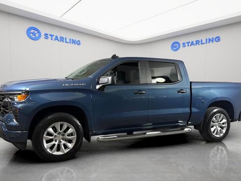 Certified 2024 Chevrolet Silverado 1500 Custom RWD image 2