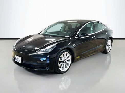 Used 2020 Tesla Model 3 Long Range image 3