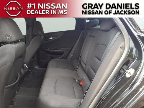 Used 2019 Chevrolet Malibu LT FWD image 26