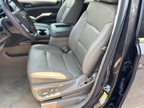 Used 2018 Chevrolet Tahoe LT RWD image 9