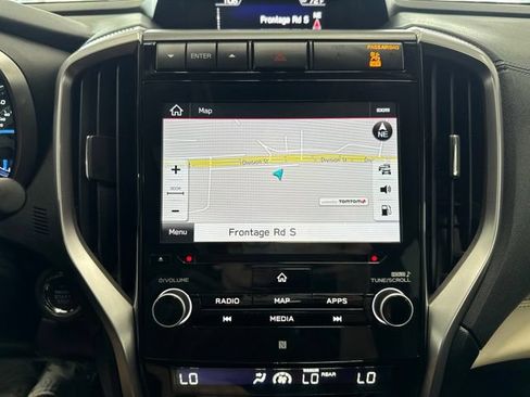 Used 2020 Subaru Ascent Limited w/ Technology Package AWD/4WD image 3