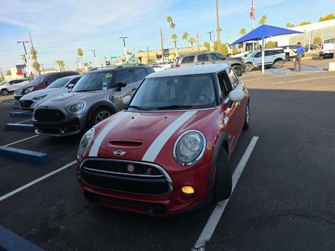 Used 2016 MINI Cooper S image 11