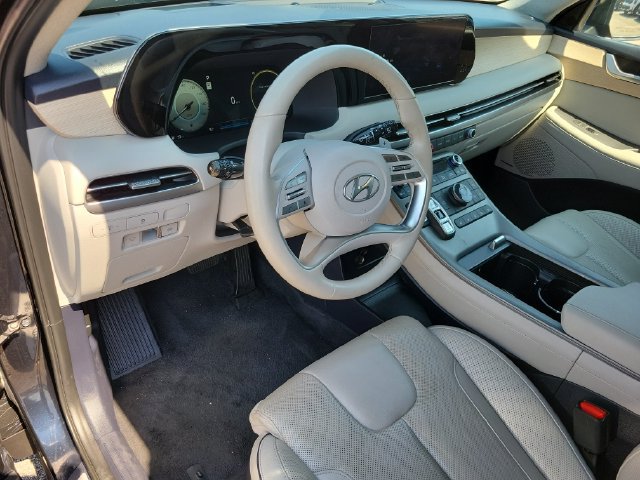 Used 2024 Hyundai Palisade Limited FWD image 9