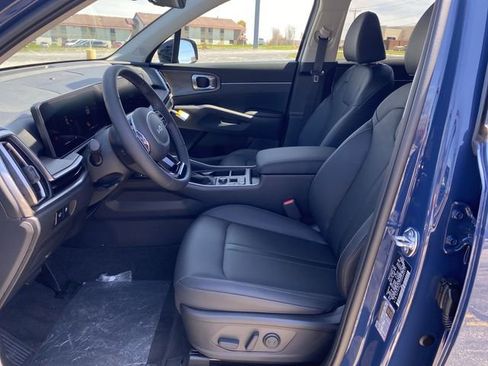 New 2025 Kia Sorento X-Line EX image 4