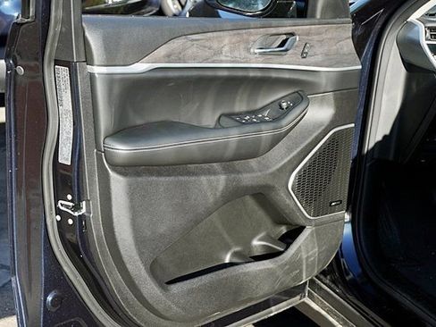 New 2023 Jeep Grand Cherokee 4WD 4xe image 29