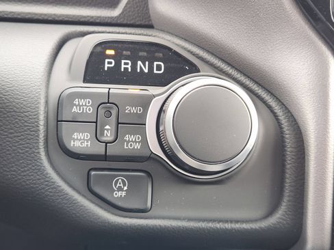 New 2026 RAM 1500 Big Horn AWD/4WD image 17