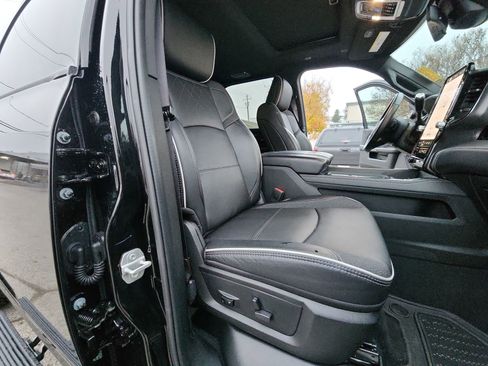 Used 2025 RAM 2500 Limited image 26