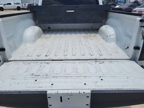 Used 2019 RAM 1500 Classic SLT RWD image 26