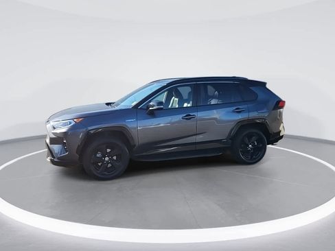 Certified 2020 Toyota RAV4 XSE w/ XSE Grade Weather Package image 4