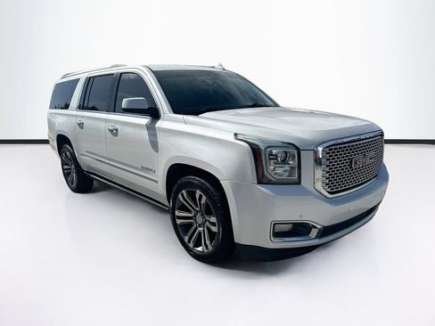 Used 2017 GMC Yukon XL Denali w/ Open Road Package AWD/4WD image 1