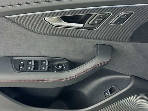 New 2026 Audi Q8 Prestige image 17