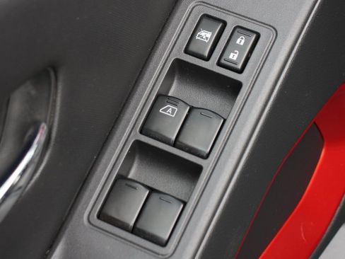 Used 2023 Nissan Frontier PRO-4X w/ Pro-4X Premium Package image 15