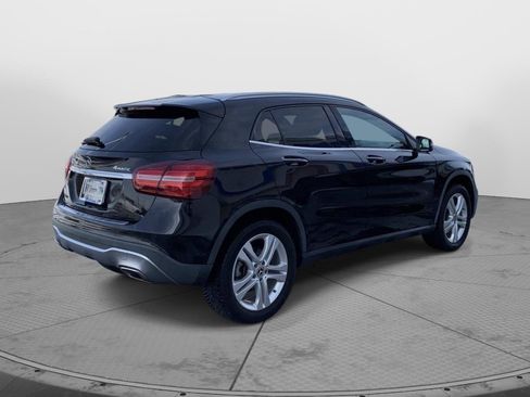 Used 2020 Mercedes-Benz GLA 250 4MATIC image 3