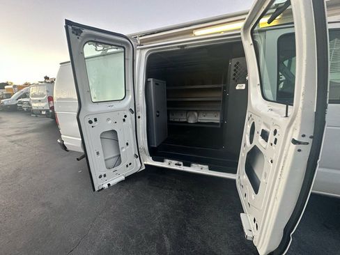 Used 2011 Ford E-150 and Econoline 150 w/ Commercial Cargo Van Pkg image 25