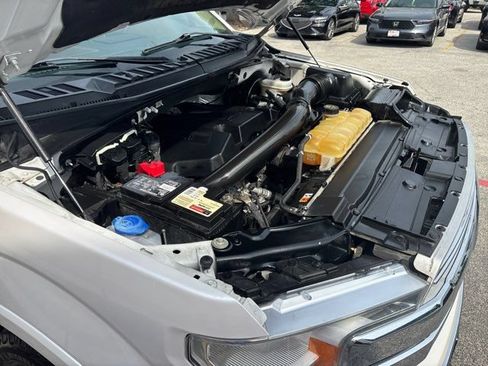 Used 2018 Ford F150 Lariat RWD image 70