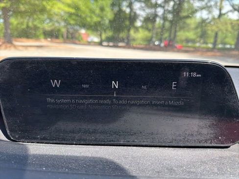 Used 2019 MAZDA MAZDA3 Hatchback image 17