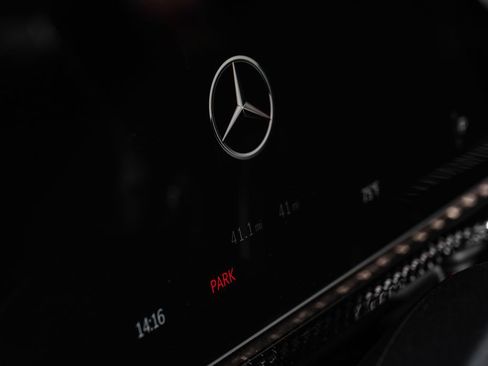 Used 2025 Mercedes-Benz G 63 AMG 4MATIC image 34