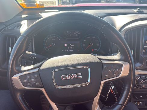 Used 2022 GMC Canyon Denali AWD/4WD image 8