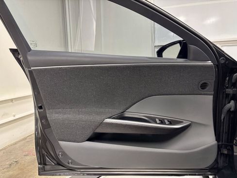 Used 2024 Lucid Air Touring AWD/4WD image 12