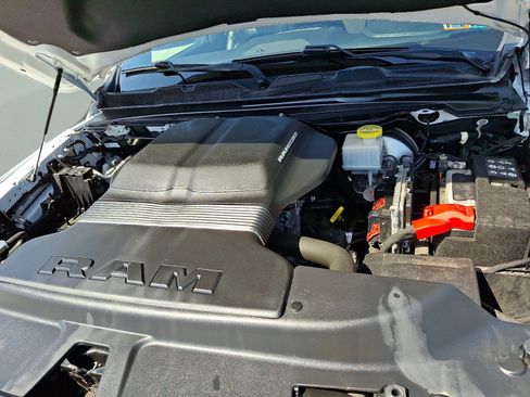 Certified 2022 RAM 1500 Laramie AWD/4WD image 26