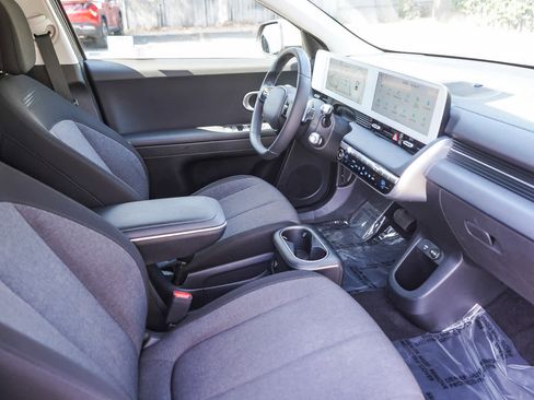 Used 2024 Hyundai Ioniq 5 SE RWD image 16