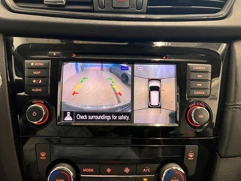 Used 2020 Nissan Rogue SL w/ Premium Package AWD/4WD image 28