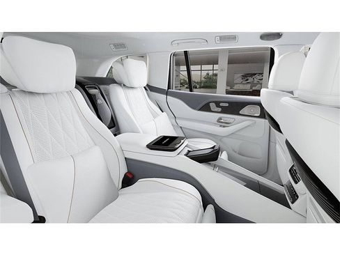 New 2026 Mercedes-Benz Maybach GLS 600 4MATIC image 5