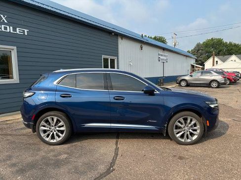 Used 2023 Buick Envision Avenir AWD/4WD image 3